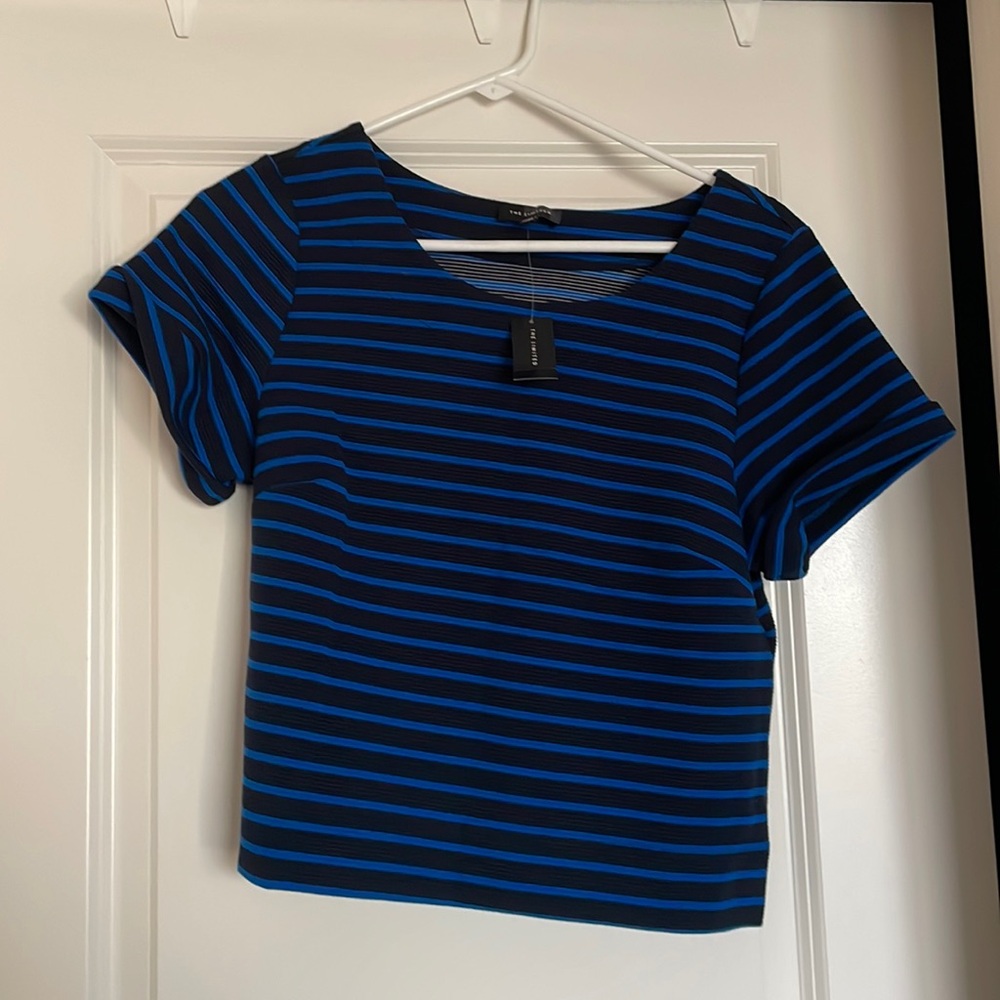 NWT limited crop shirt size small